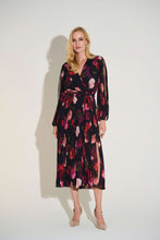 Load image into Gallery viewer, Pleated Chiffon Floral Dress
