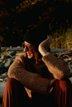 Load image into Gallery viewer, Dani Toque