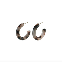 Load image into Gallery viewer, Adea Earrings