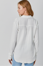 Load image into Gallery viewer, Off White Frayed Bottom Shirt
