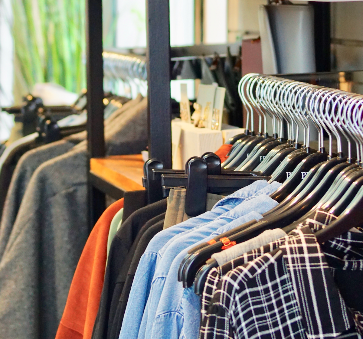 Dress clothing store near me online