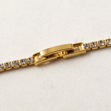 Load image into Gallery viewer, Tennis Necklace - Clear

