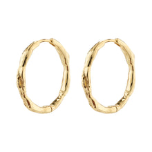 Load image into Gallery viewer, Eddy Large Hoops - Gold
