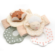 Load image into Gallery viewer, Wristeez Organic Teething Wristlet Rattle - Finley the Fox
