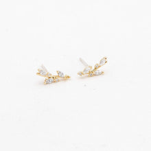 Load image into Gallery viewer, Olive Climber Earrings - Gold
